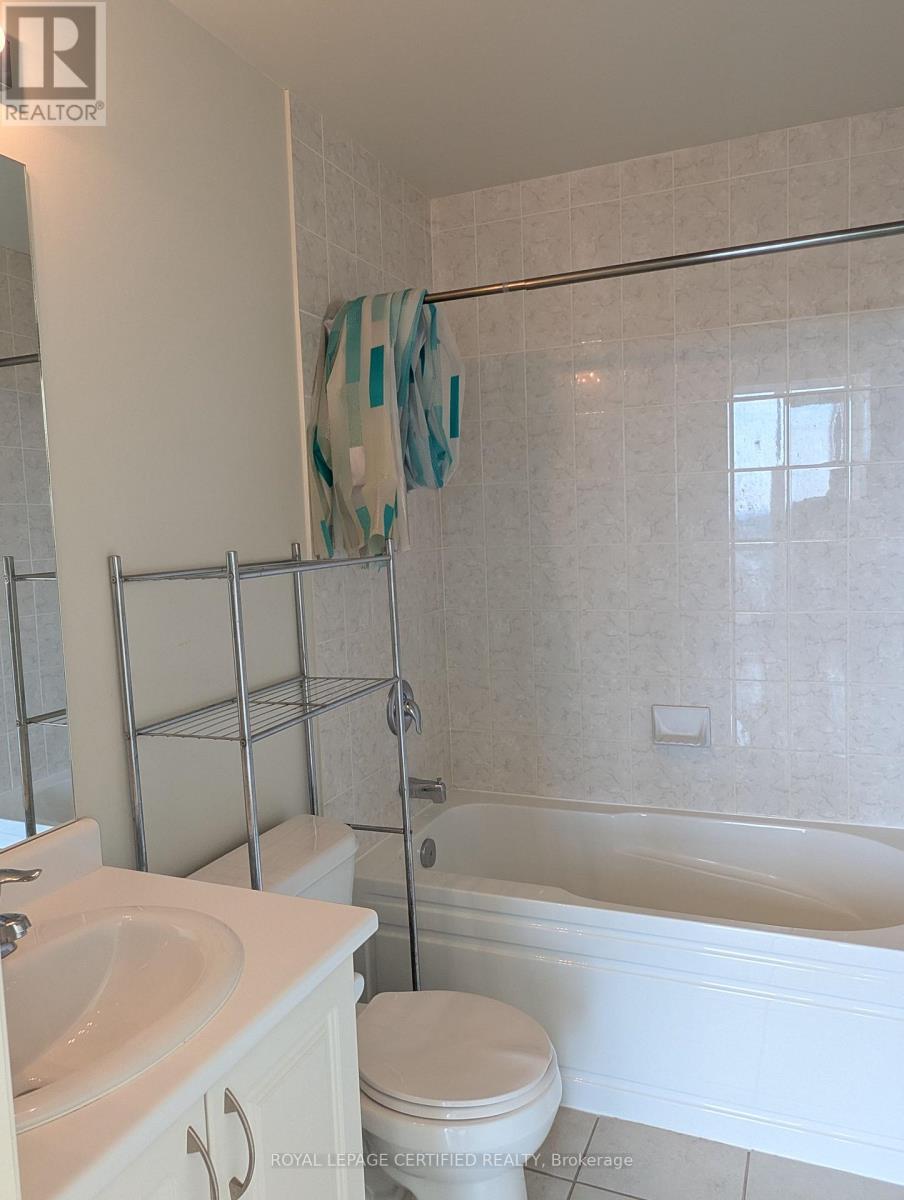 2205 - 349 Rathburn Road W, Mississauga, Ontario  L5B 0G9 - Photo 15 - W13533684