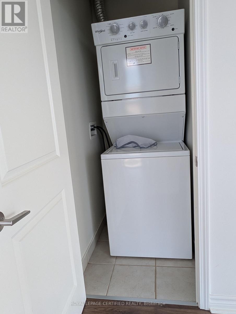 2205 - 349 Rathburn Road W, Mississauga, Ontario  L5B 0G9 - Photo 10 - W13533684