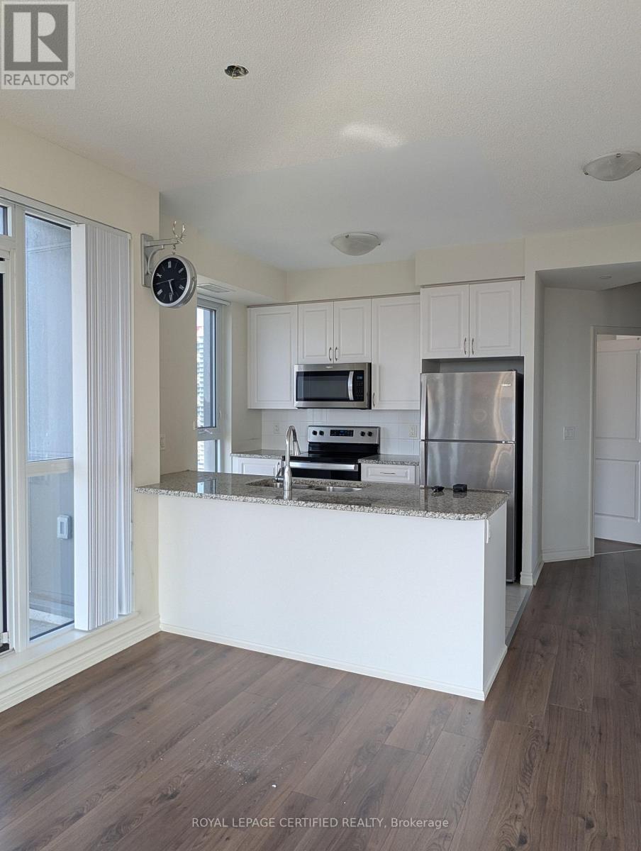 2205 - 349 Rathburn Road W, Mississauga, Ontario  L5B 0G9 - Photo 13 - W13533684