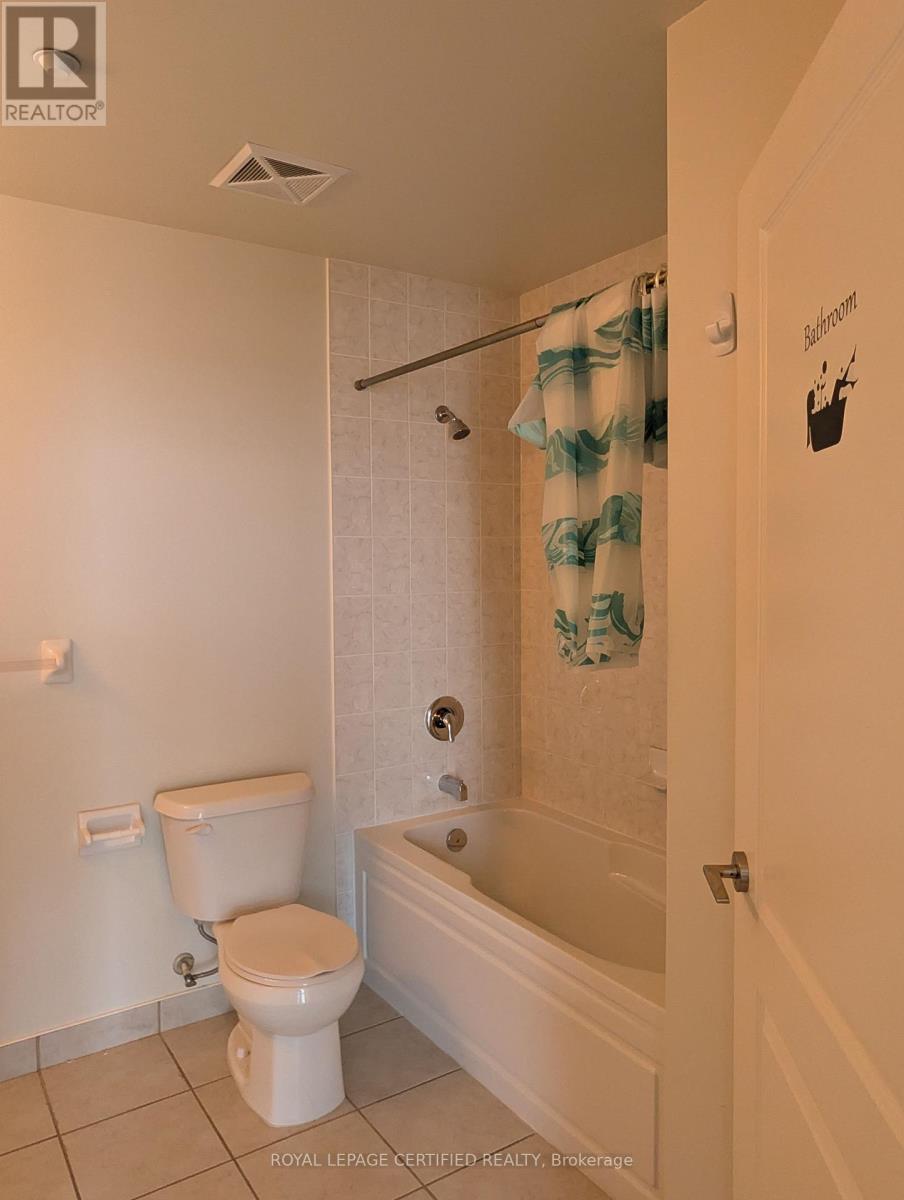 2205 - 349 Rathburn Road W, Mississauga, Ontario  L5B 0G9 - Photo 8 - W13533684