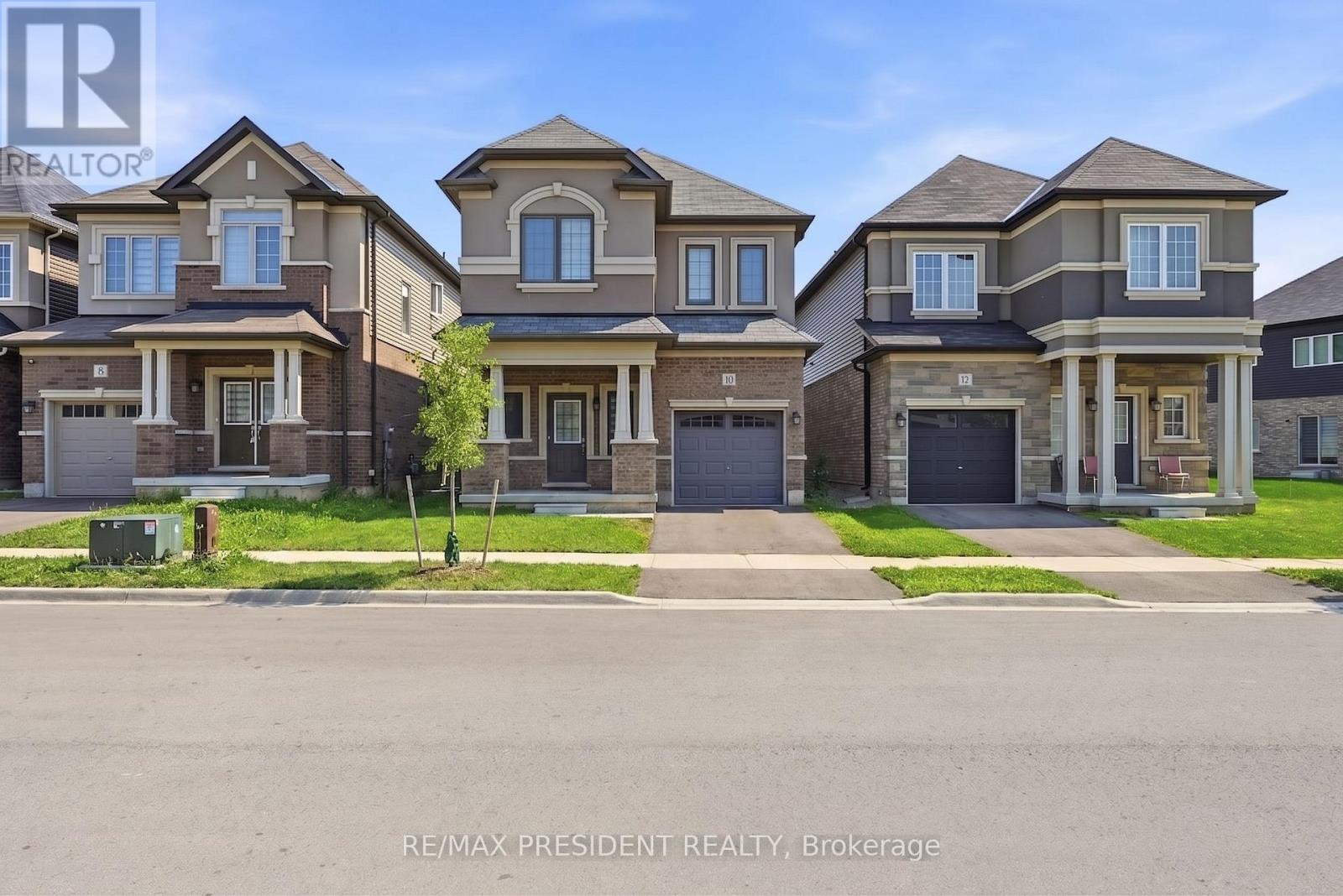10 POOLE STREET, Brantford, Ontario