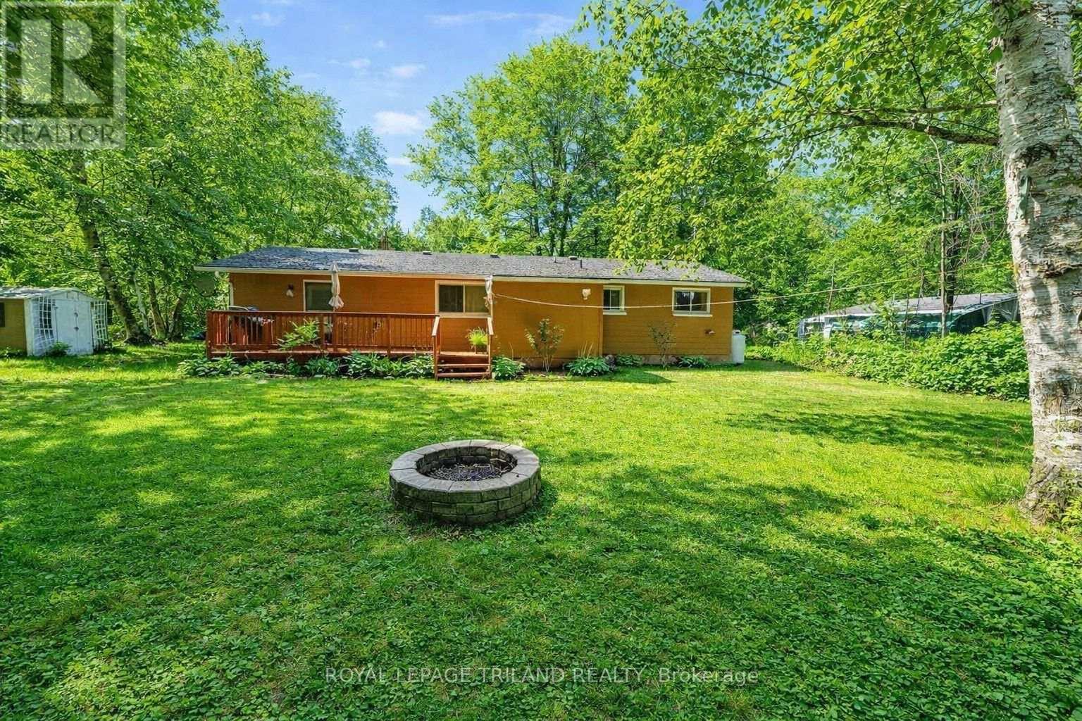 6302 Huron Drive, Lambton Shores, Ontario  N0N 1J1 - Photo 27 - X13515972