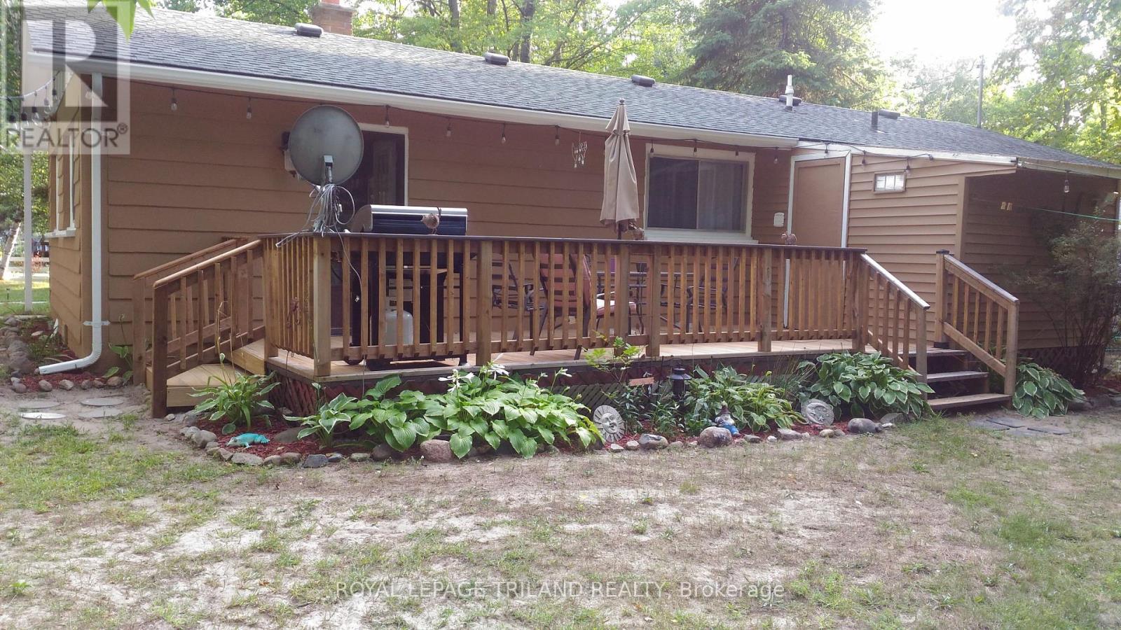 6302 Huron Drive, Lambton Shores, Ontario  N0N 1J1 - Photo 28 - X13515972