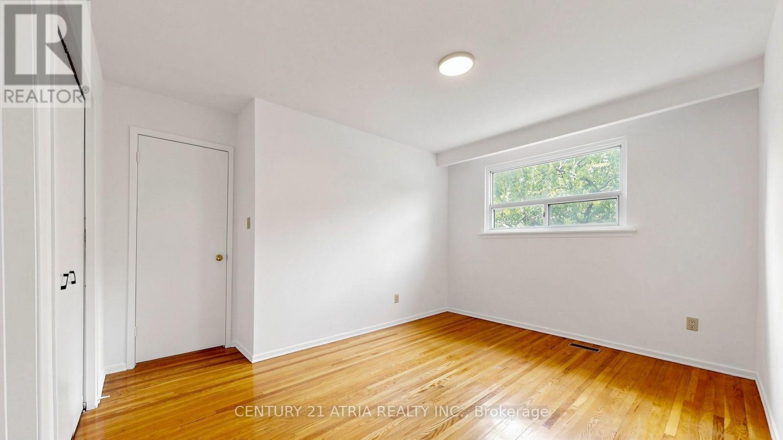 3441 Oakglade Crescent, Mississauga, Ontario  L5C 1X4 - Photo 22 - W13680796