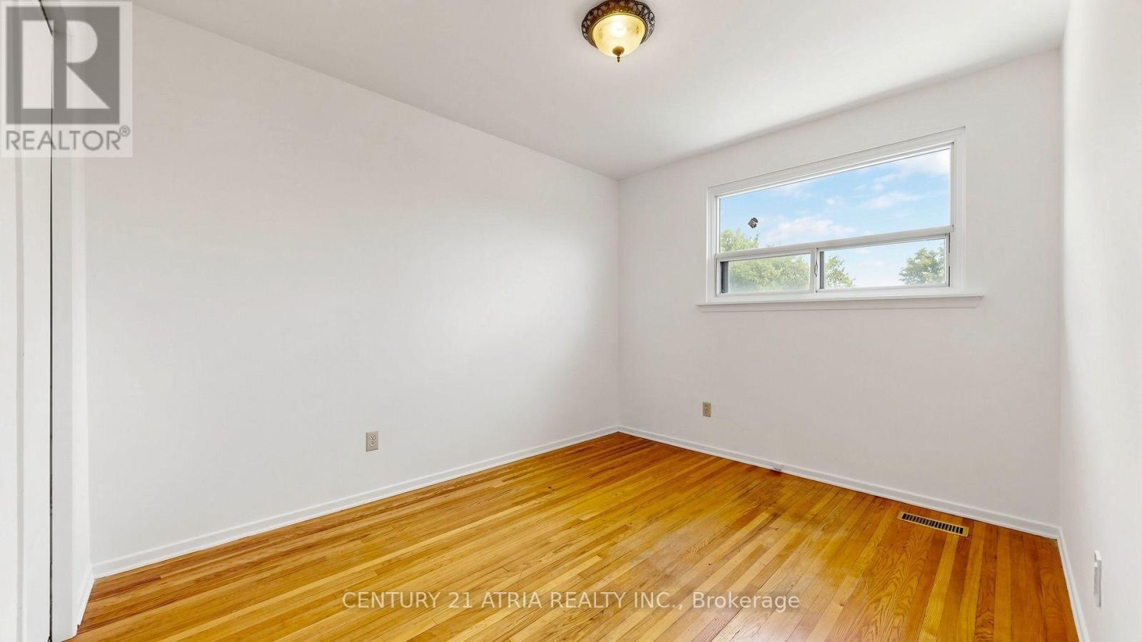 3441 Oakglade Crescent, Mississauga, Ontario  L5C 1X4 - Photo 26 - W13680796