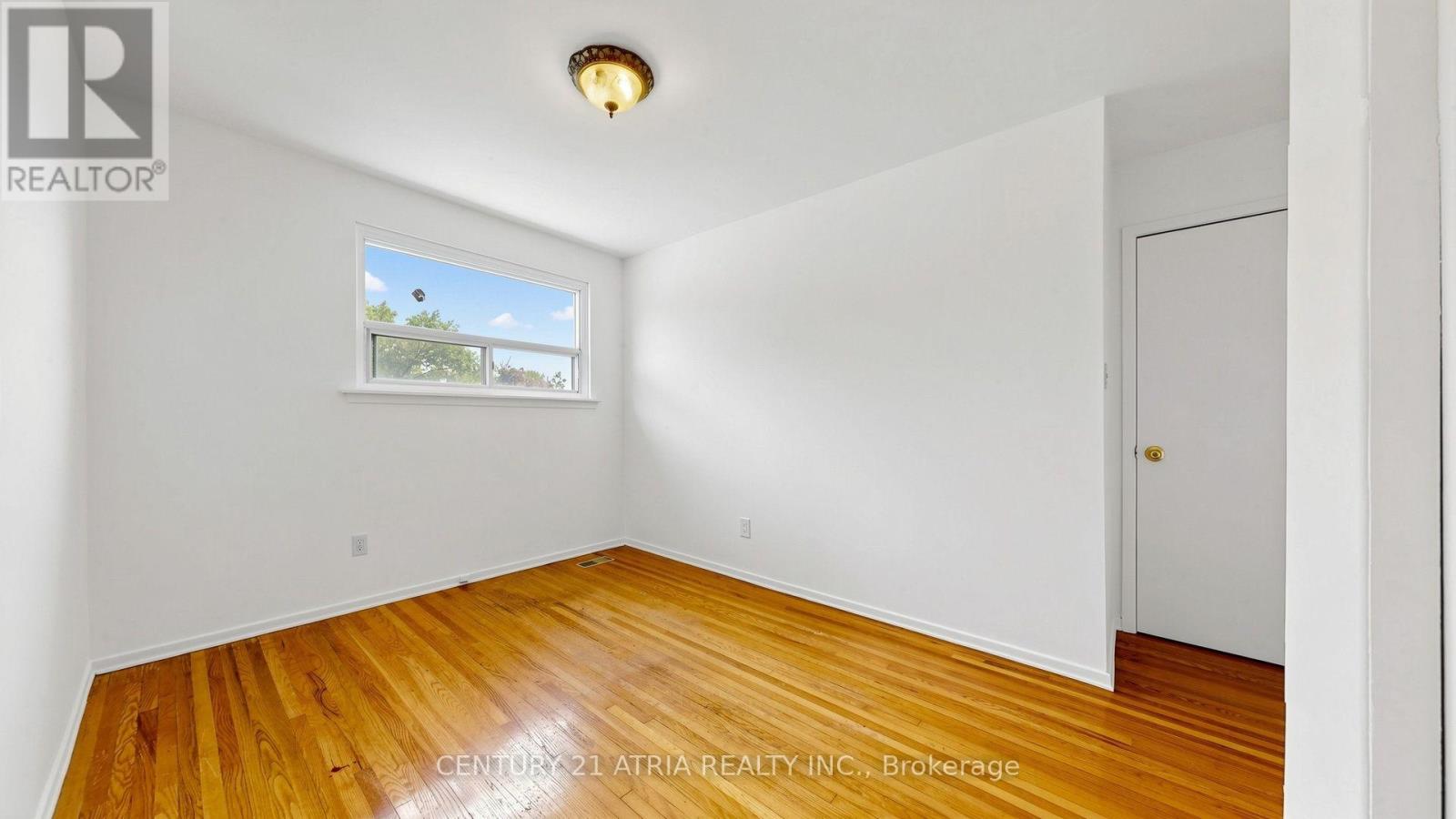 3441 Oakglade Crescent, Mississauga, Ontario  L5C 1X4 - Photo 29 - W13680796