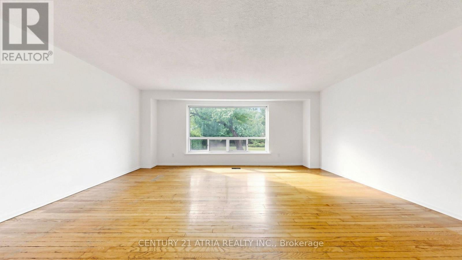3441 Oakglade Crescent, Mississauga, Ontario  L5C 1X4 - Photo 9 - W13680796