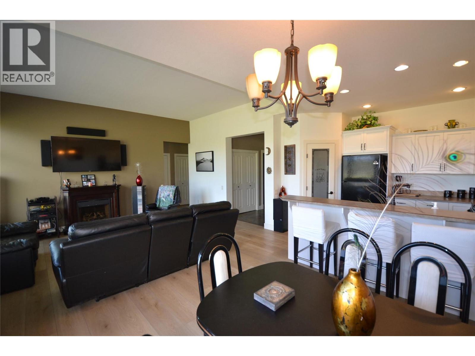 2148 Serrento Lane, West Kelowna, British Columbia  V4T 3G3 - Photo 6 - 10385392