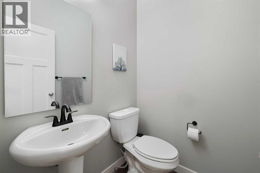 94 Masters Mews Se, Calgary, Alberta  T3M 2B4 - Photo 14 - A2330449
