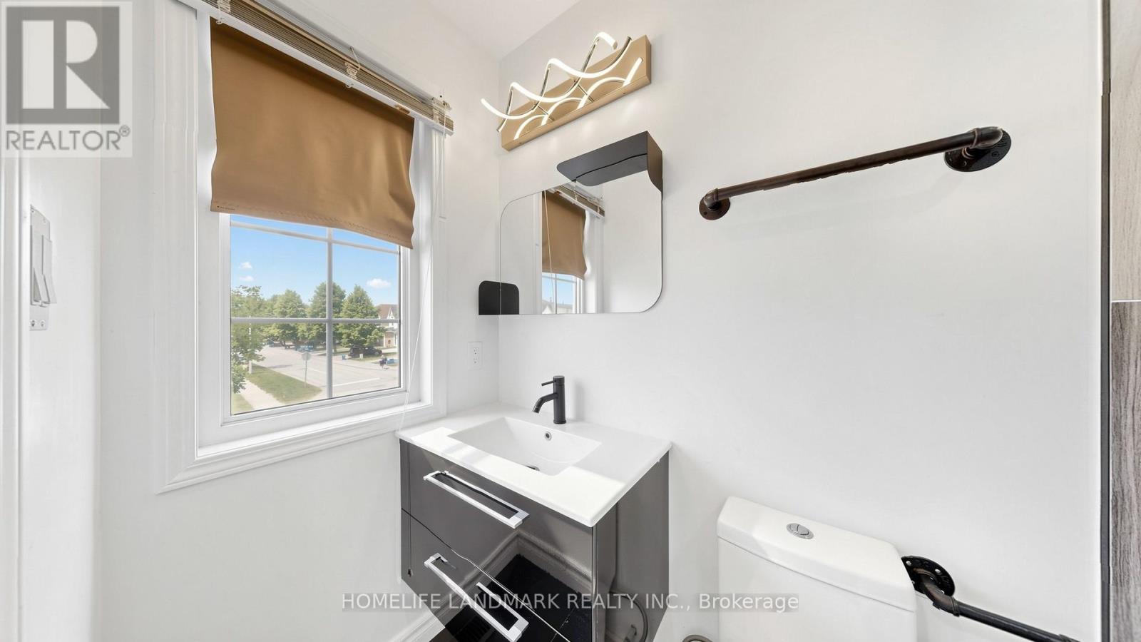 78 Bonello Crescent, Whitby, Ontario  L1R 3N7 - Photo 22 - E13680834