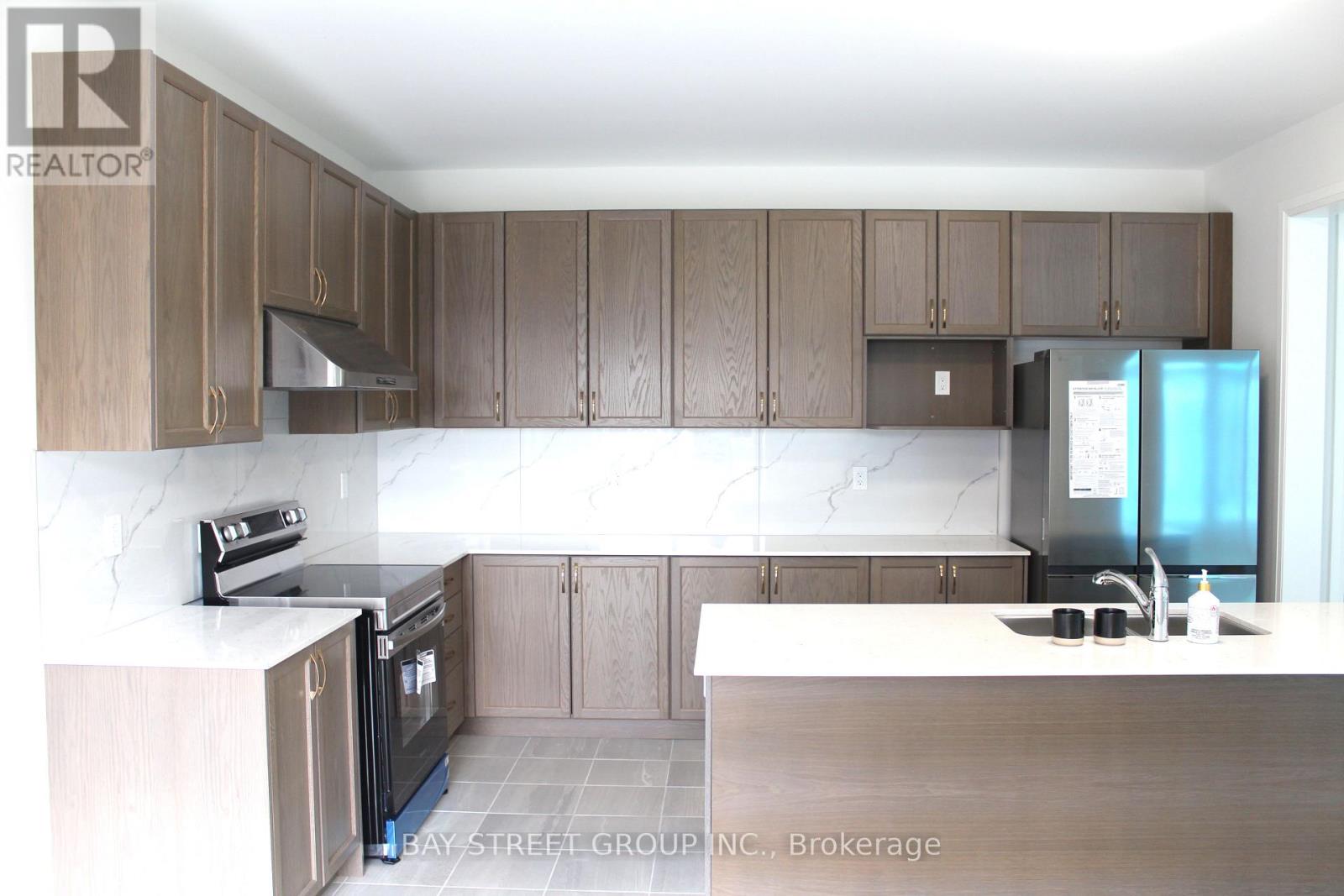 1063 Pisces Trail, Pickering, Ontario  L1X 0P7 - Photo 11 - E13680872
