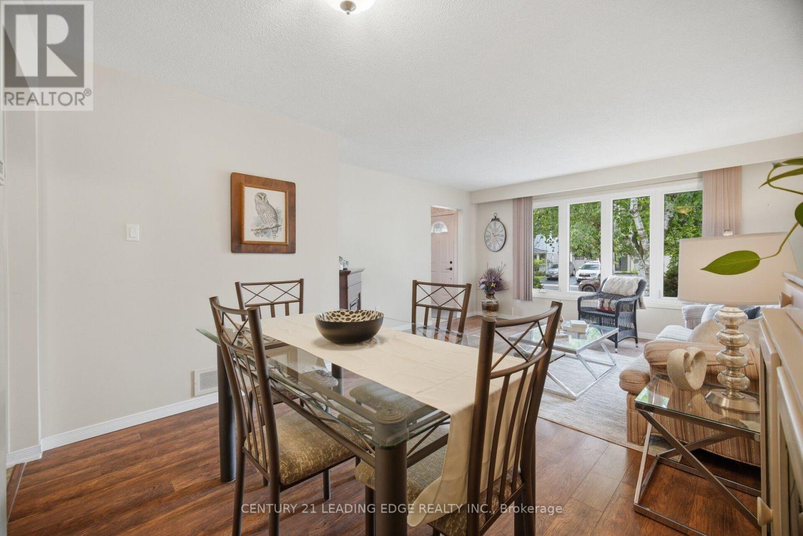 3245 Lansdown Drive, Burlington, Ontario  L7M 1K1 - Photo 10 - W13680846