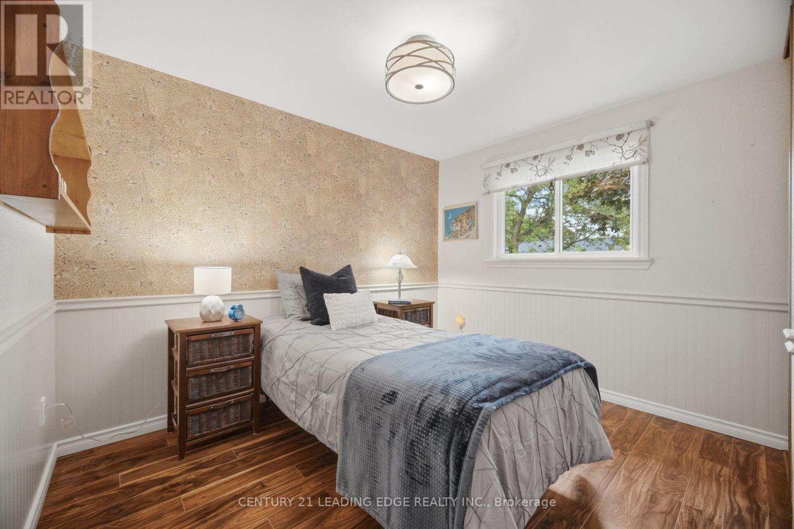 3245 Lansdown Drive, Burlington, Ontario  L7M 1K1 - Photo 22 - W13680846