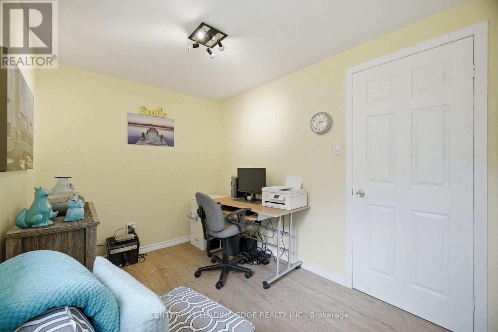 3245 Lansdown Drive, Burlington, Ontario  L7M 1K1 - Photo 24 - W13680846