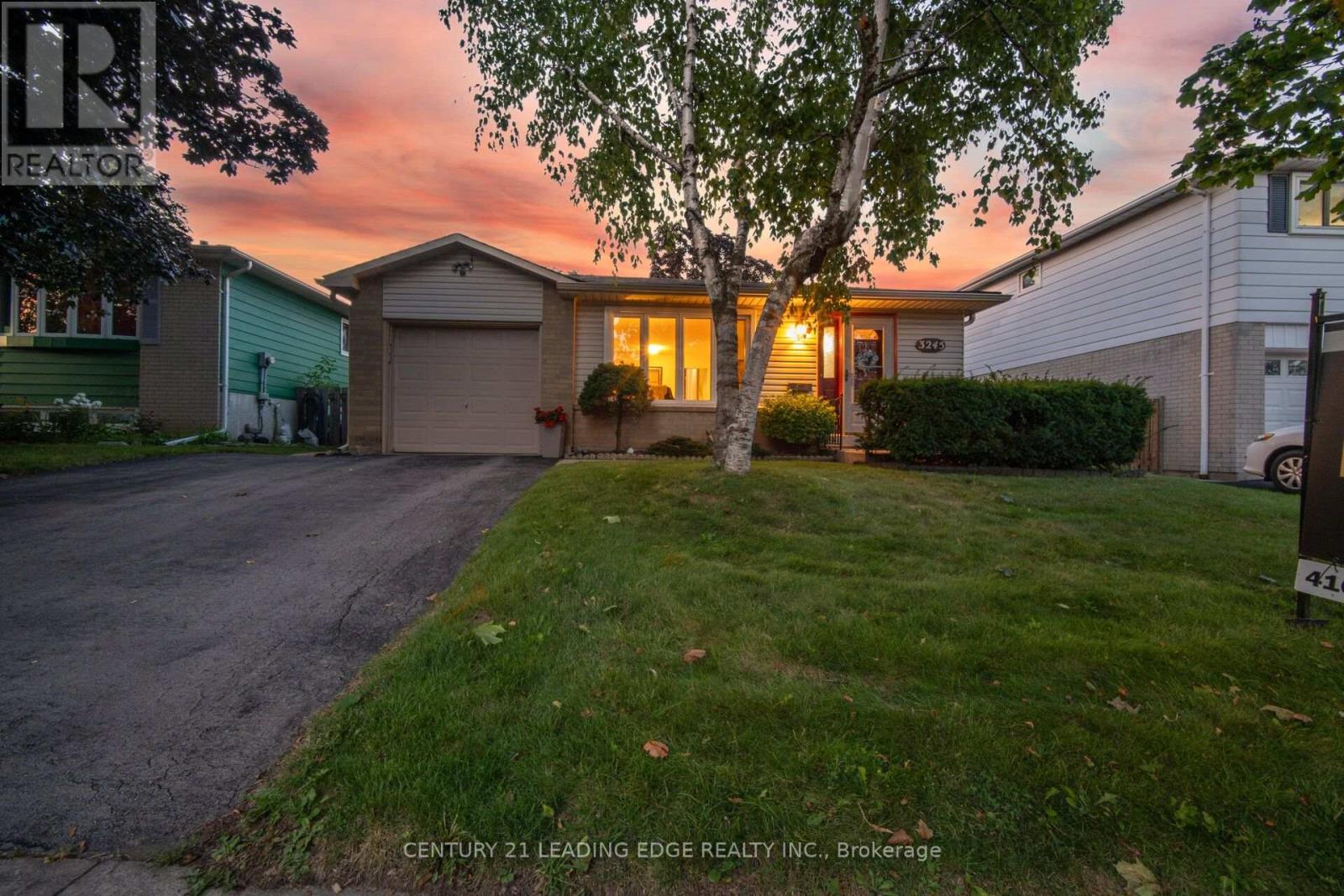 3245 Lansdown Drive, Burlington, Ontario  L7M 1K1 - Photo 46 - W13680846