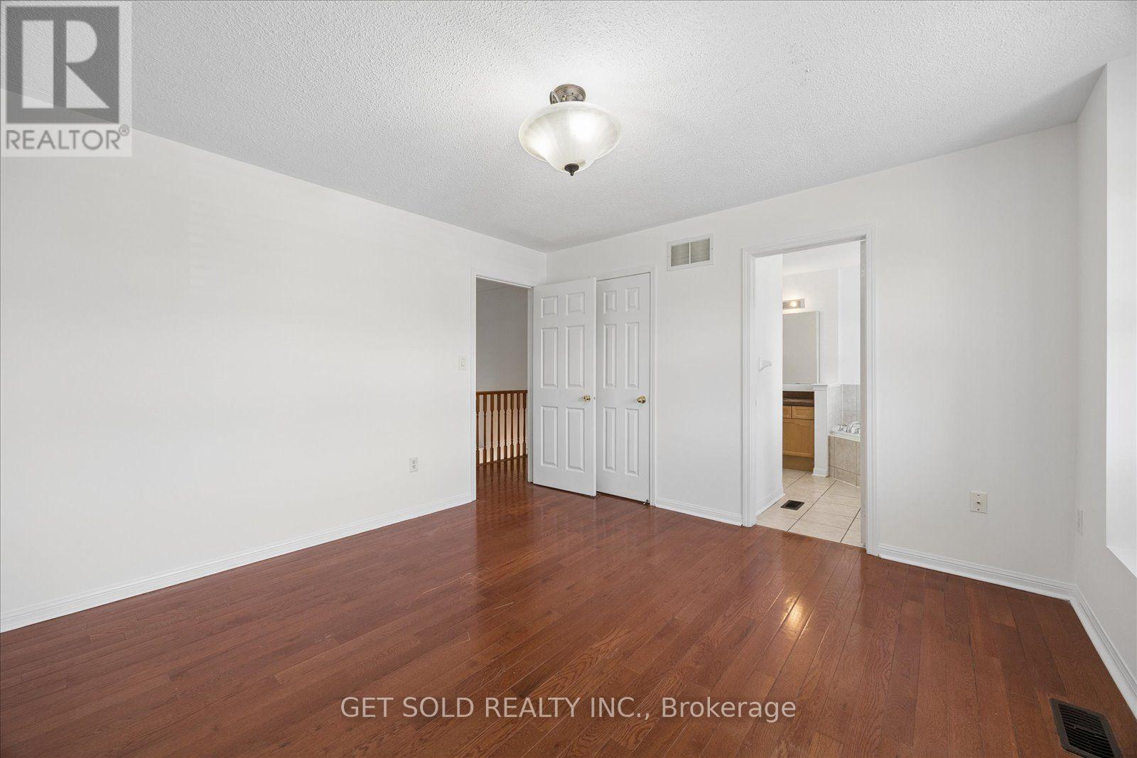 9 Raccoon Street, Brampton, Ontario  L6S 6L8 - Photo 21 - W13680848