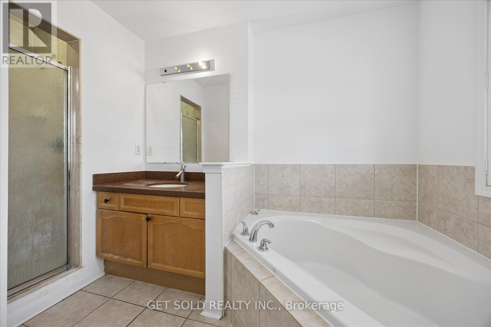 9 Raccoon Street, Brampton, Ontario  L6S 6L8 - Photo 23 - W13680848