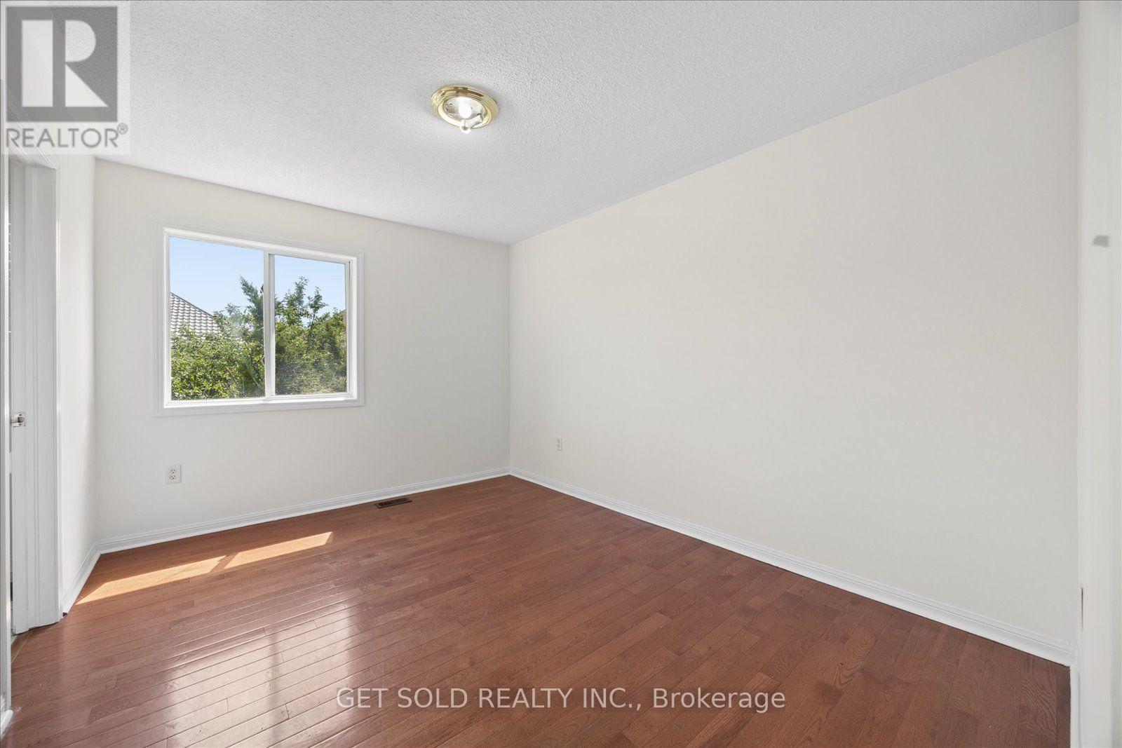 9 Raccoon Street, Brampton, Ontario  L6S 6L8 - Photo 27 - W13680848