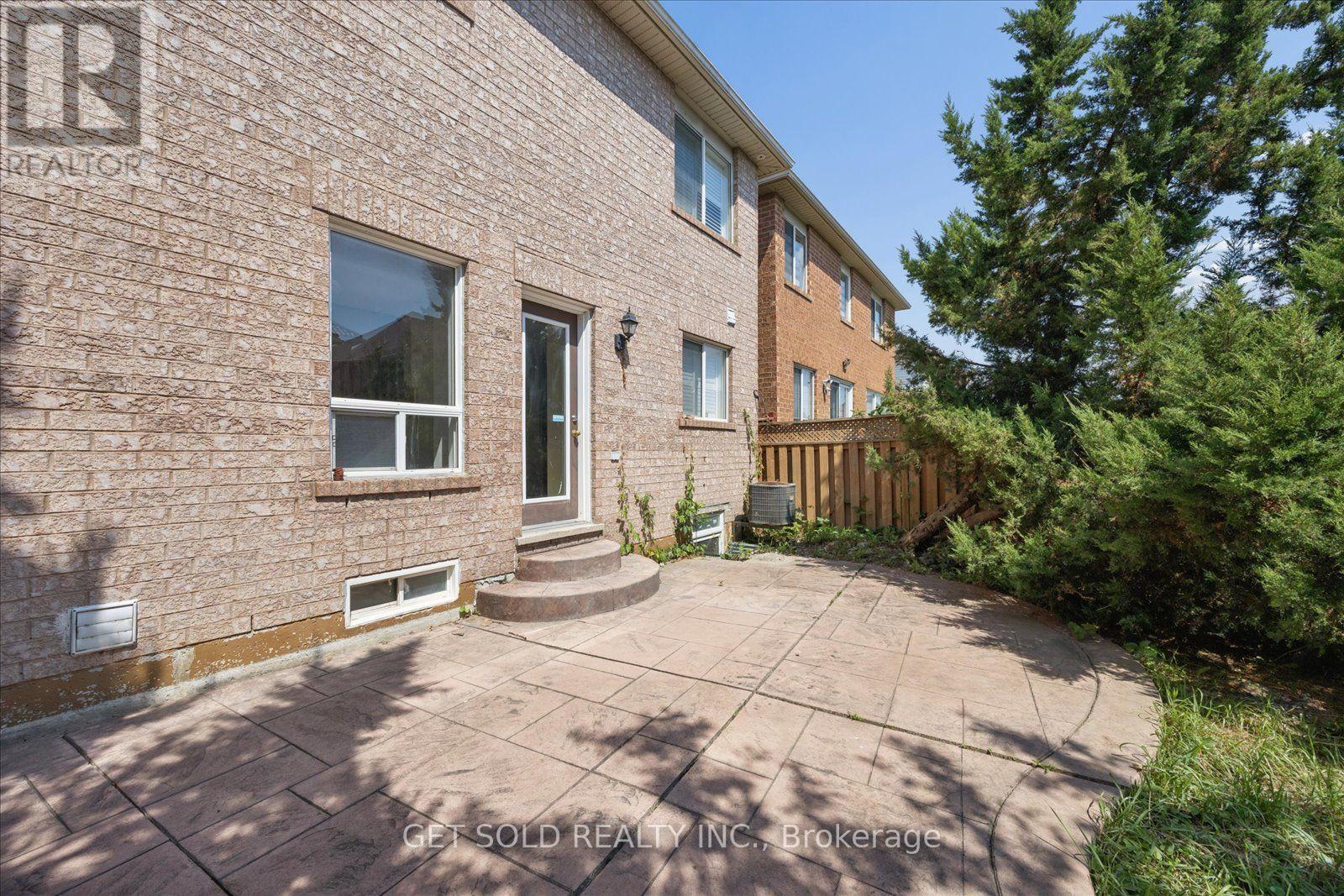 9 Raccoon Street, Brampton, Ontario  L6S 6L8 - Photo 44 - W13680848