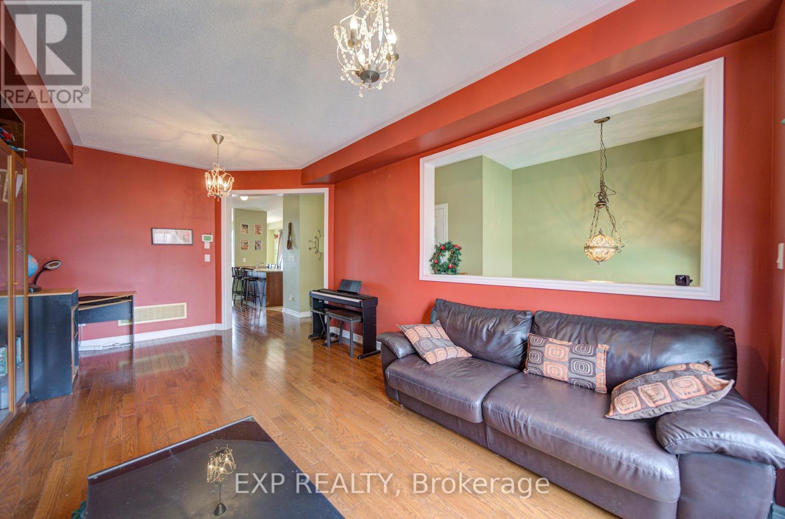 25 Sutcliff Lane, Halton Hills, Ontario  L7G 0C2 - Photo 14 - W13680870
