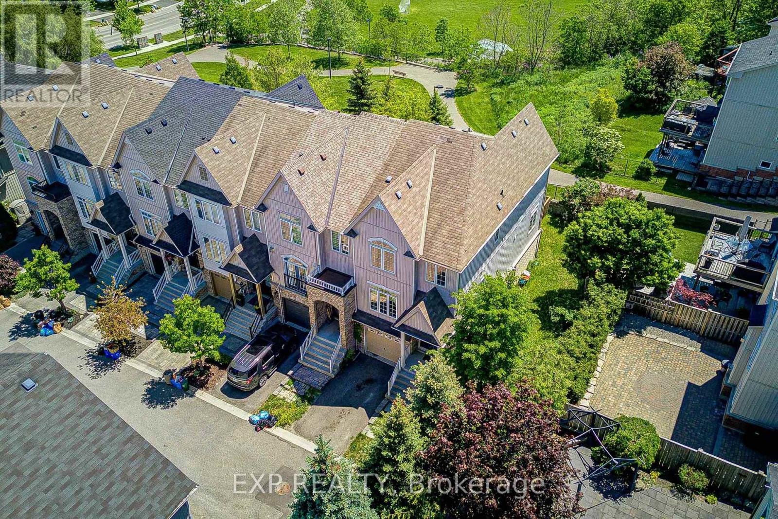 25 Sutcliff Lane, Halton Hills, Ontario  L7G 0C2 - Photo 3 - W13680870