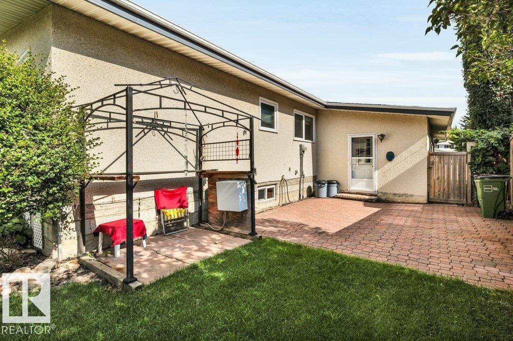 72 Ekota Cr Nw Nw, Edmonton, Alberta  T6K 2J7 - Photo 46 - E4504117