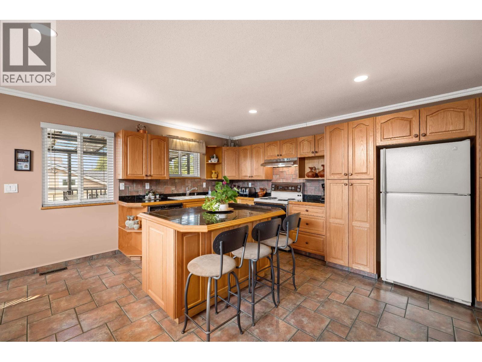 2515 E 45th Avenue, Vancouver, British Columbia V5R 3B9 - Photo 9 - R3154637