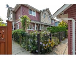 D2 19319 72 AVENUE, Surrey, British Columbia