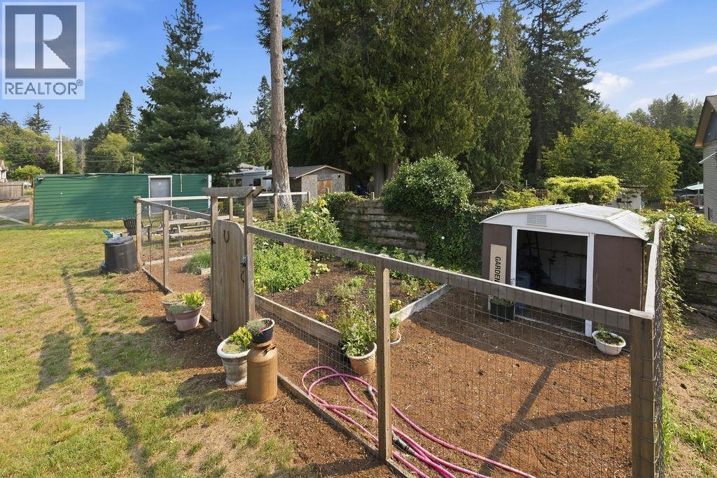 1022 Rosamund Road, Gibsons, British Columbia  V0N 1V3 - Photo 32 - R3156143