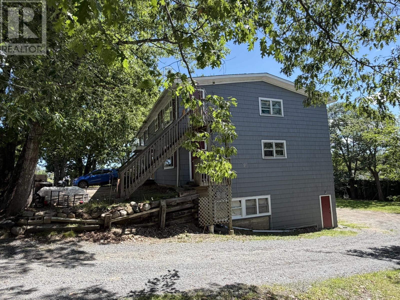 93 & 99 North Street, Bridgewater, Nova Scotia  B4V 2V6 - Photo 15 - 202620503