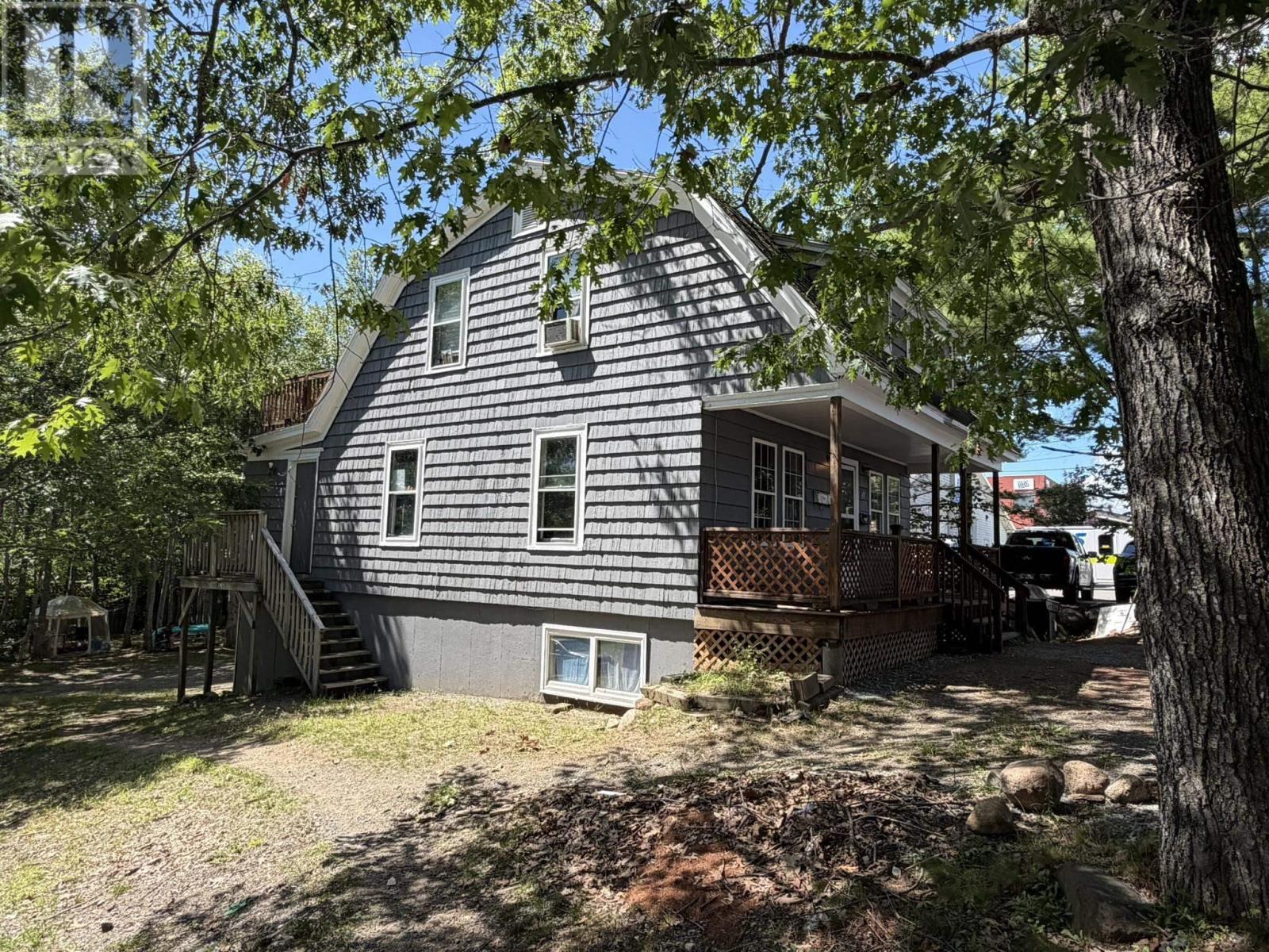 93 & 99 North Street, Bridgewater, Nova Scotia  B4V 2V6 - Photo 17 - 202620503