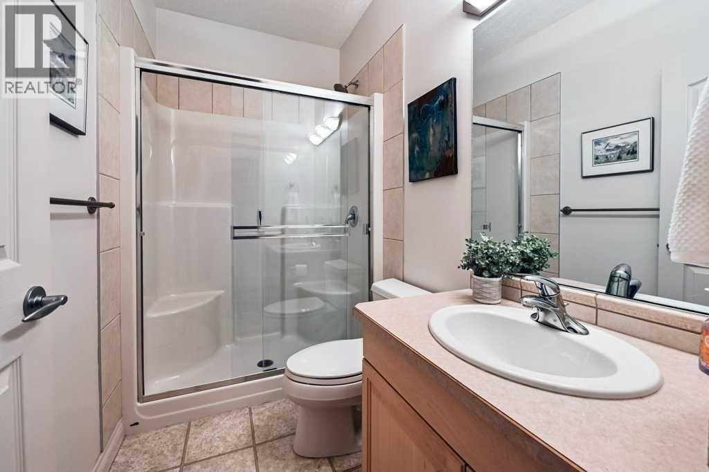 56 Discovery Woods Villas SW, Calgary, Alberta  T3H 5A7 - Photo 24 - A2334494