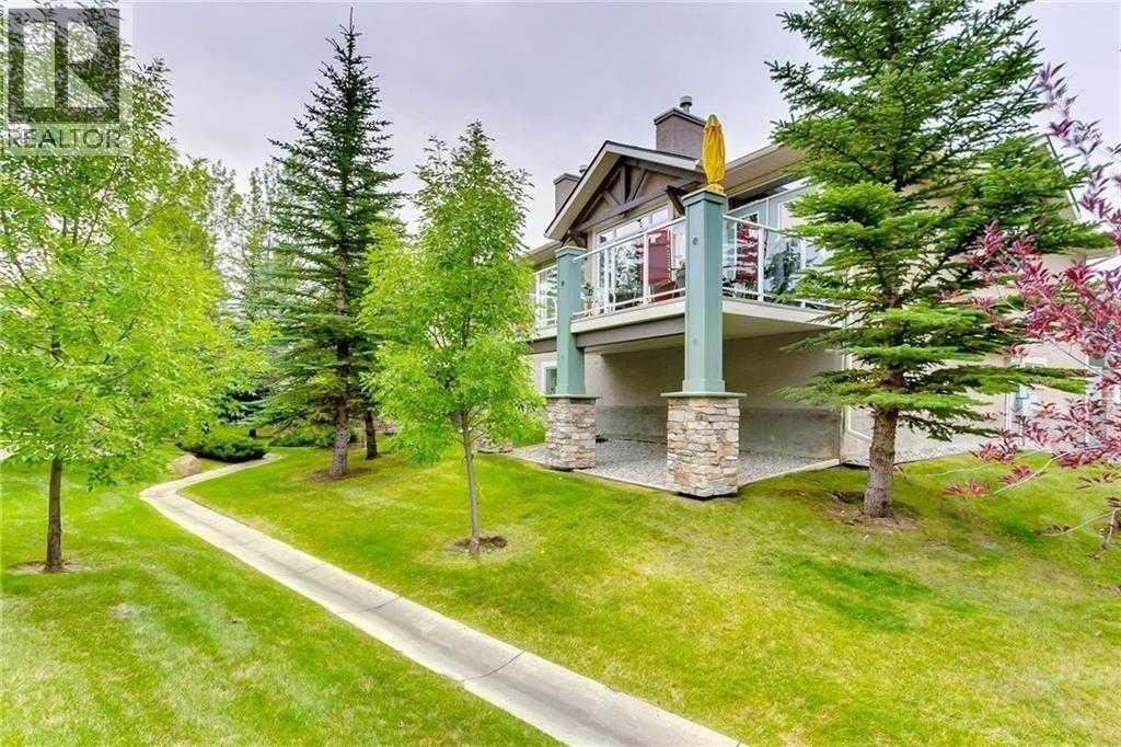 56 Discovery Woods Villas SW, Calgary, Alberta  T3H 5A7 - Photo 28 - A2334494