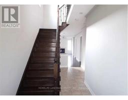 77 REYNOLDS CRESCENT, Aurora, Ontario