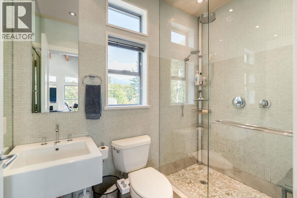 301 1075 W 1st Street, North Vancouver, British Columbia  V7P 3T4 - Photo 28 - R3155426
