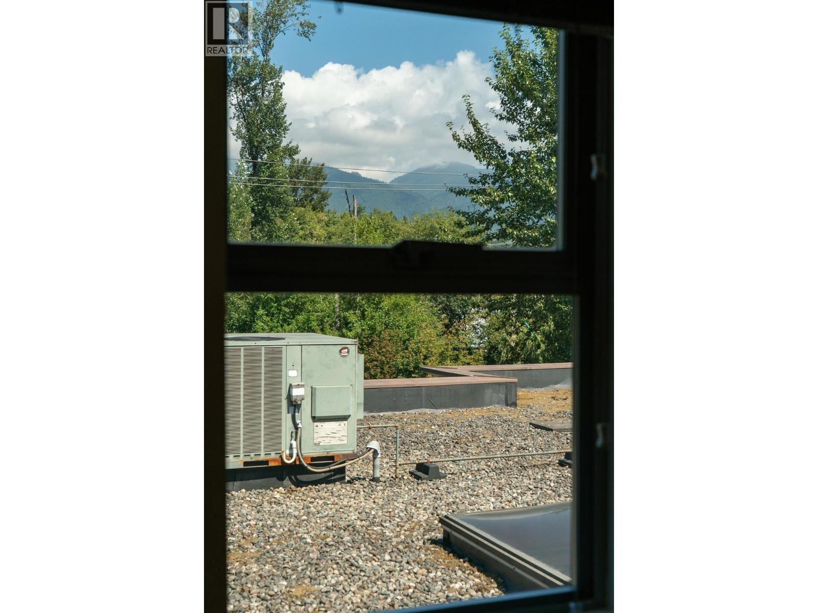 301 1075 W 1st Street, North Vancouver, British Columbia  V7P 3T4 - Photo 38 - R3155426
