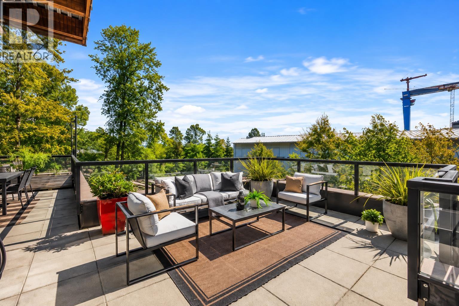 301 1075 W 1st Street, North Vancouver, British Columbia  V7P 3T4 - Photo 15 - R3155426