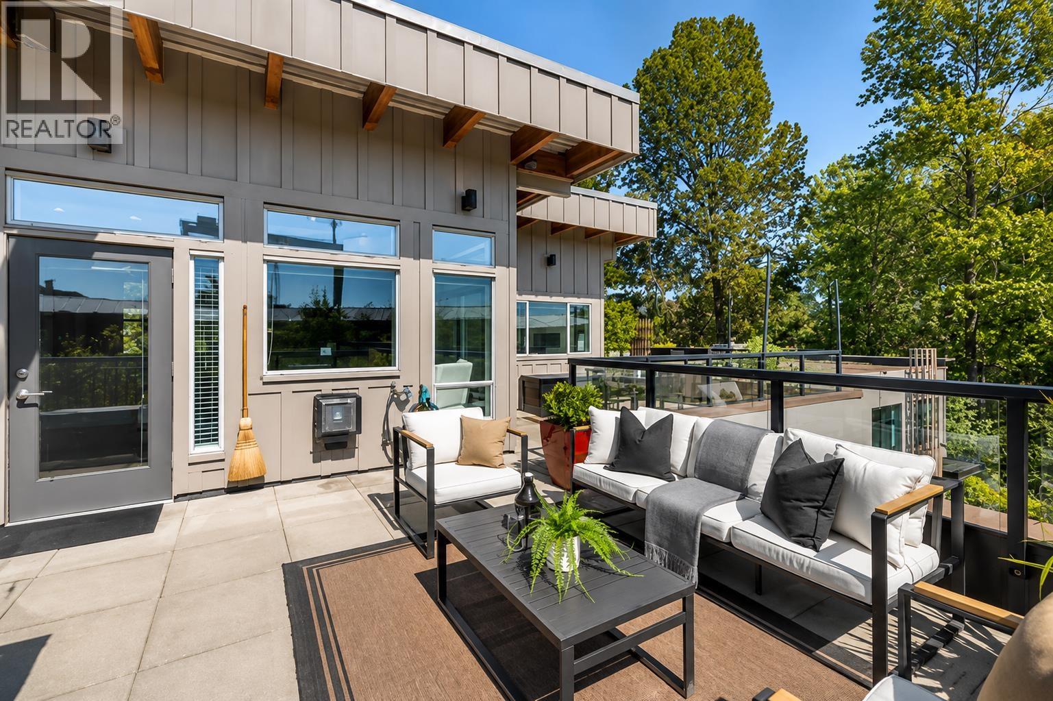 301 1075 W 1st Street, North Vancouver, British Columbia  V7P 3T4 - Photo 16 - R3155426