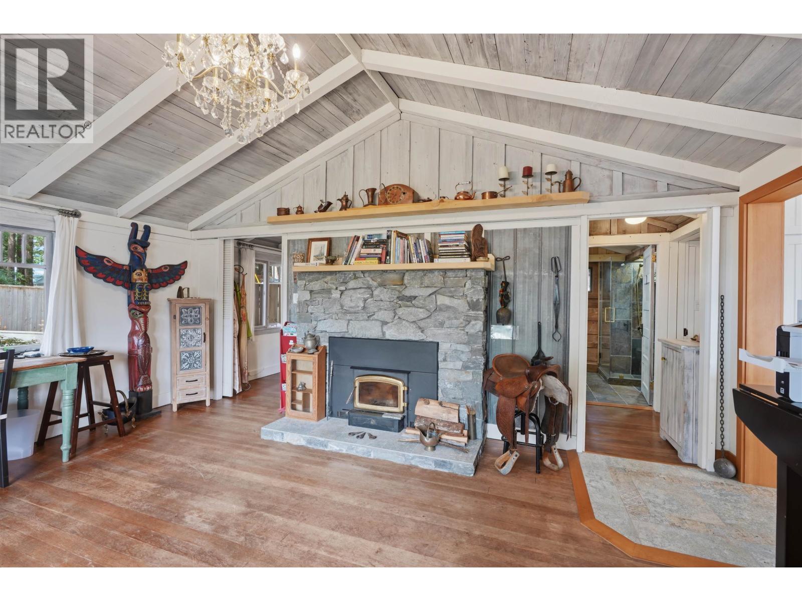 9219 Hydaway Road, Halfmoon Bay, British Columbia  V7Z 1B4 - Photo 21 - R3156138