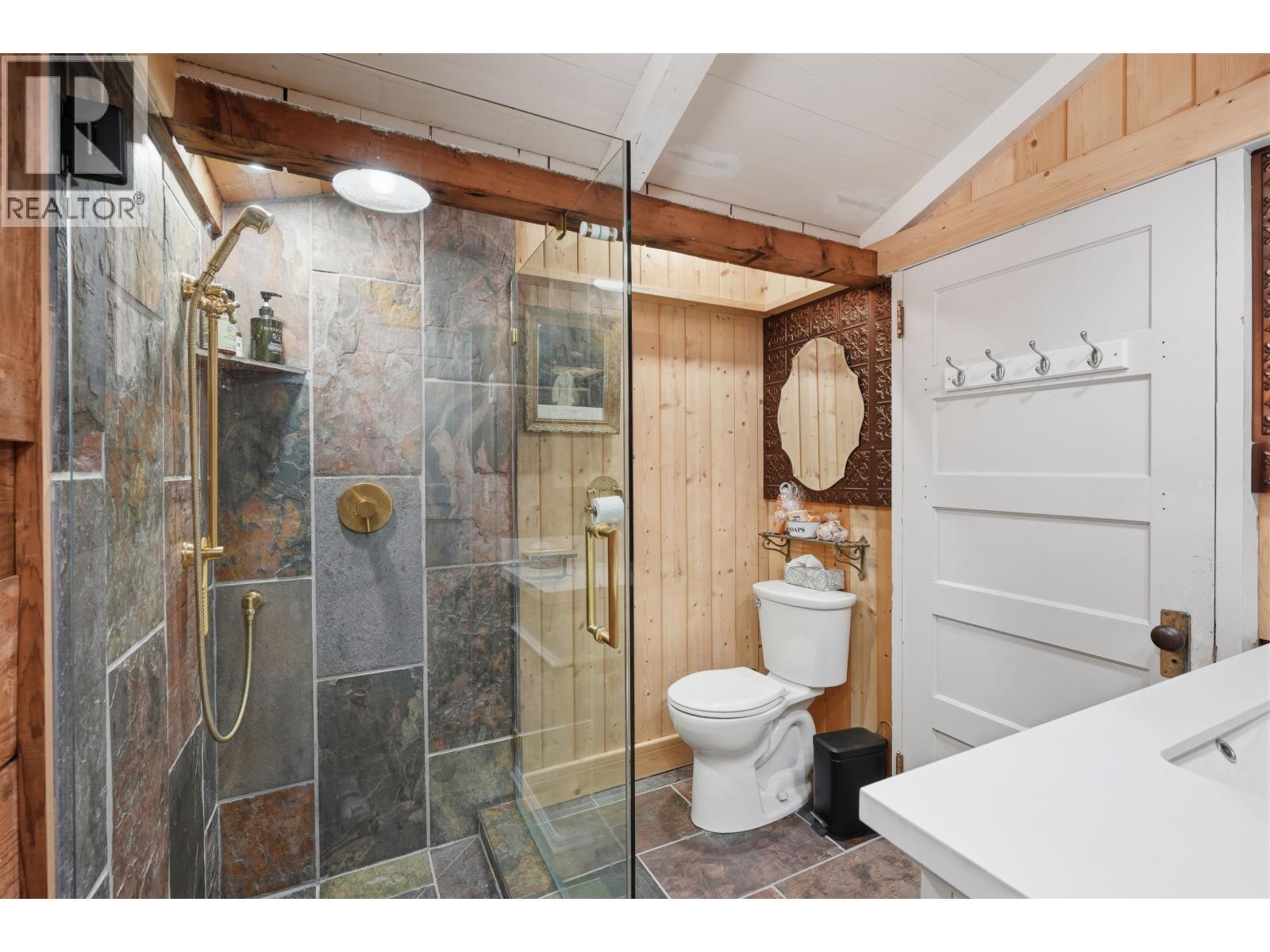 9219 Hydaway Road, Halfmoon Bay, British Columbia  V7Z 1B4 - Photo 23 - R3156138