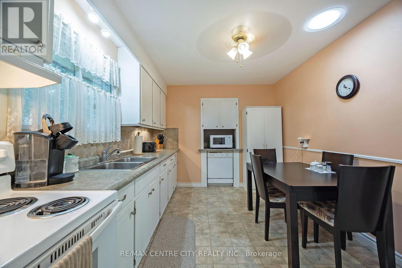 117 1/2 Flora Street, St. Thomas, Ontario  N5P 2Y1 - Photo 10 - X13680916