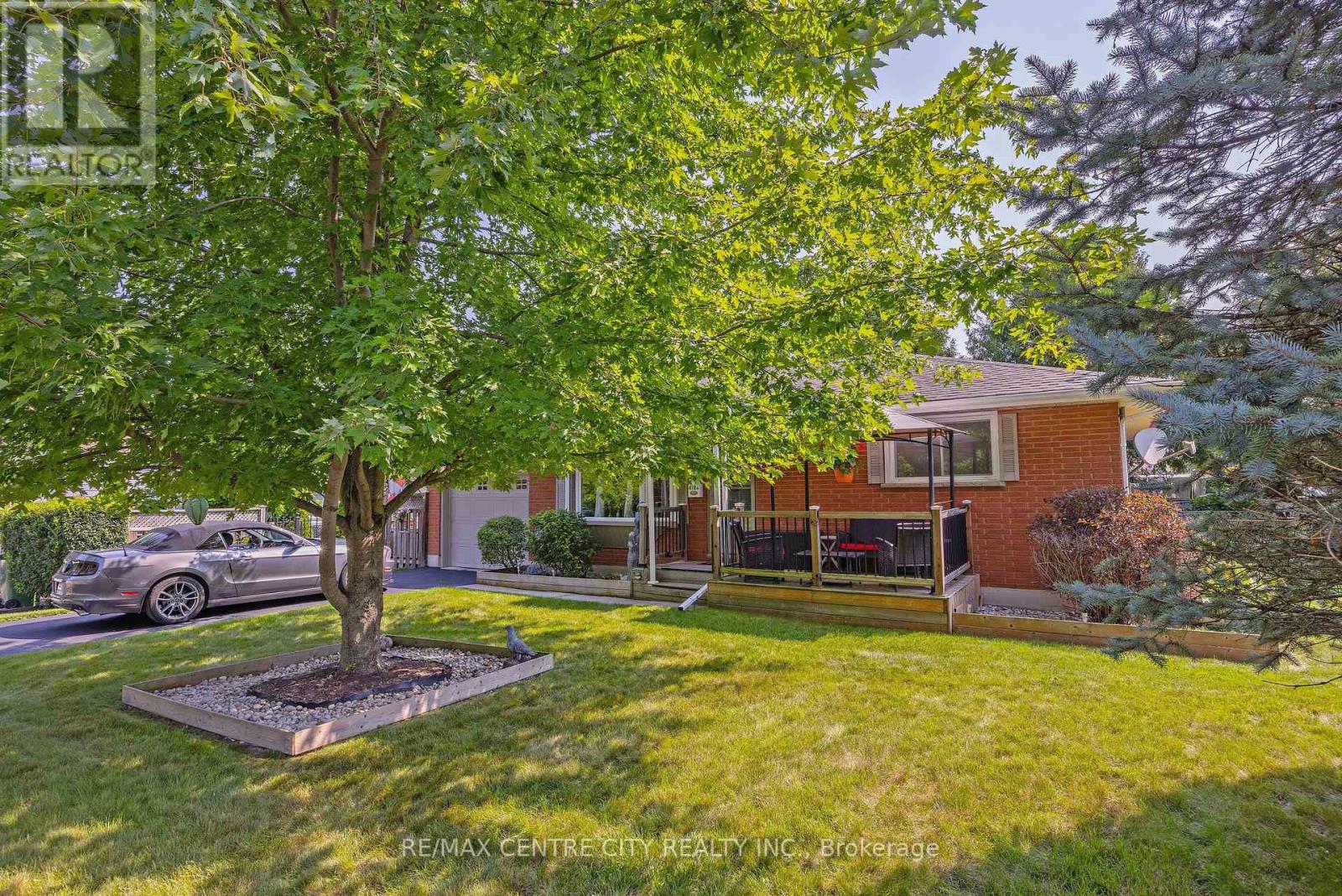 117 1/2 Flora Street, St. Thomas, Ontario  N5P 2Y1 - Photo 4 - X13680916