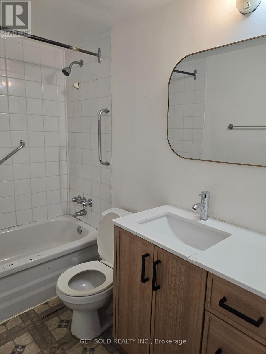504 - 340 Dixon Road, Toronto, Ontario  M9R 1T1 - Photo 6 - W13680936