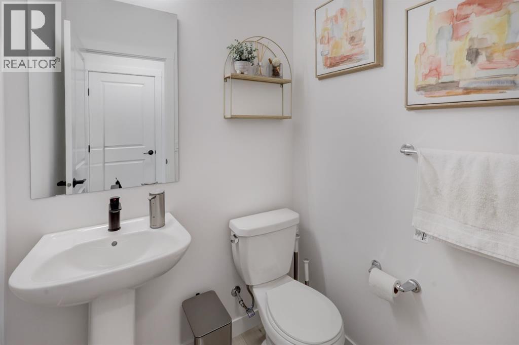 174 Rowley Gate NW, Calgary, Alberta  T3L 0H7 - Photo 13 - A2337163