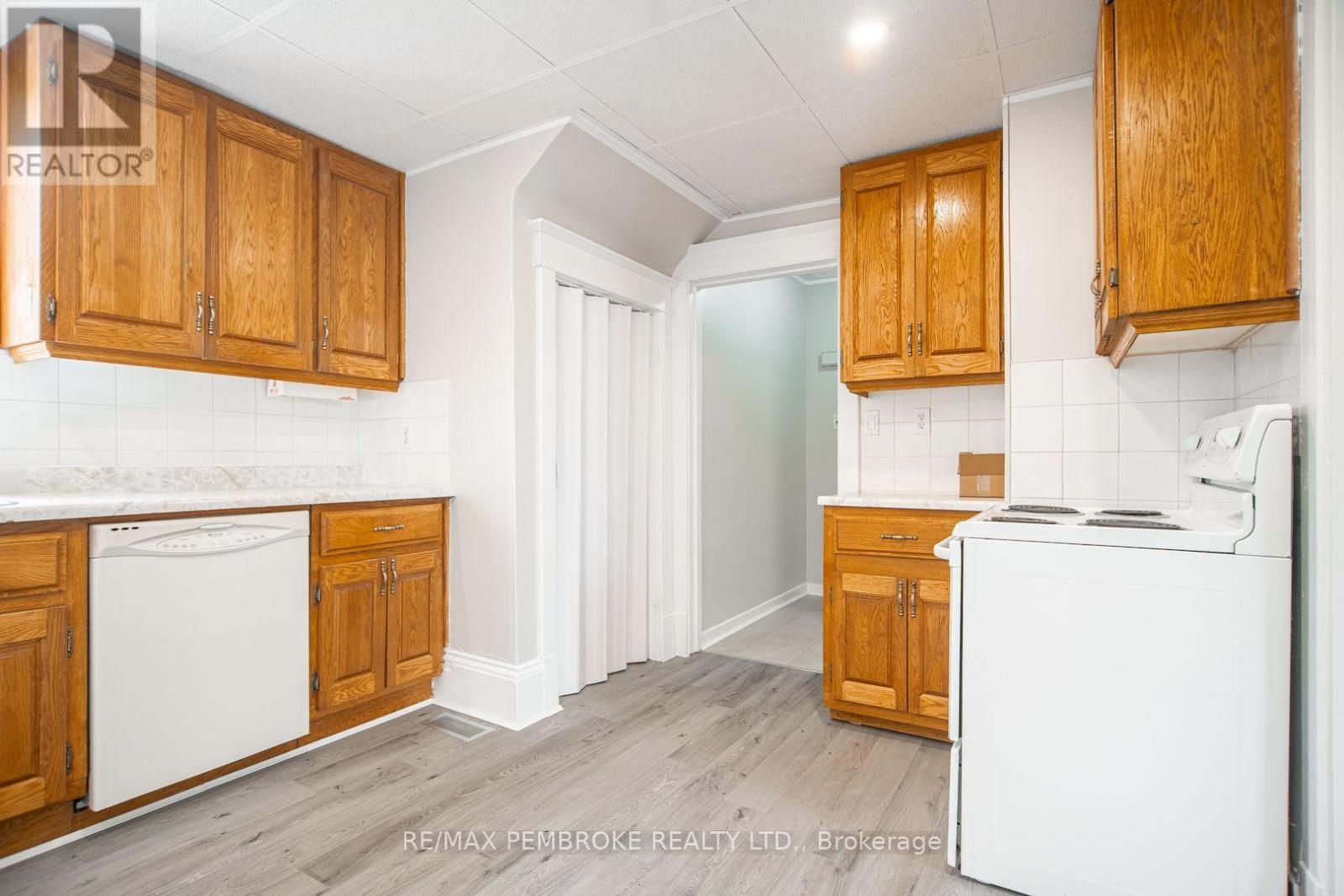 539 Mcgee Street, Pembroke, Ontario K8A 6E3 - Photo 14 - X13680942