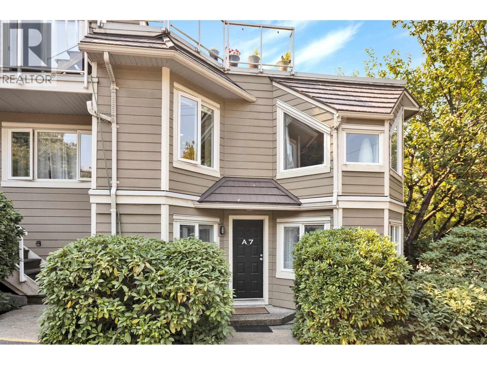 A7 1100 W 6th Avenue, Vancouver, British Columbia  V5V 2H2 - Photo 3 - R3155937