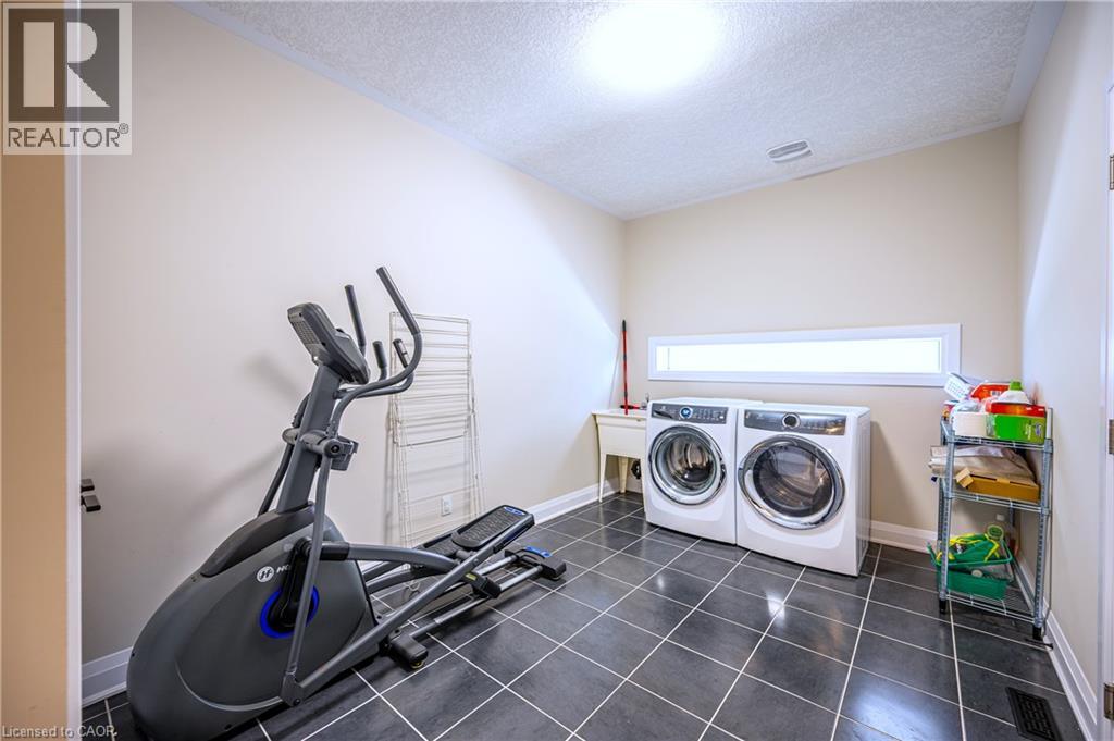 30 Falconridge Drive Unit# Upper, Kitchener, Ontario  N2K 0G1 - Photo 9 - 40853695