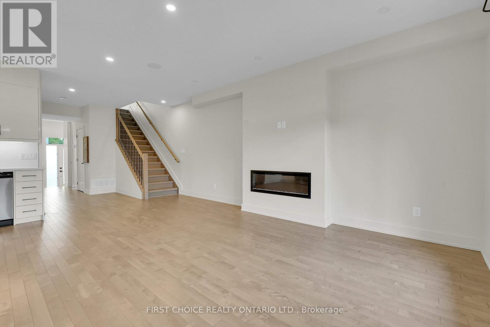 271 Queen Mary Street, Ottawa, Ontario K1K 1X1 - Photo 15 - X13680948