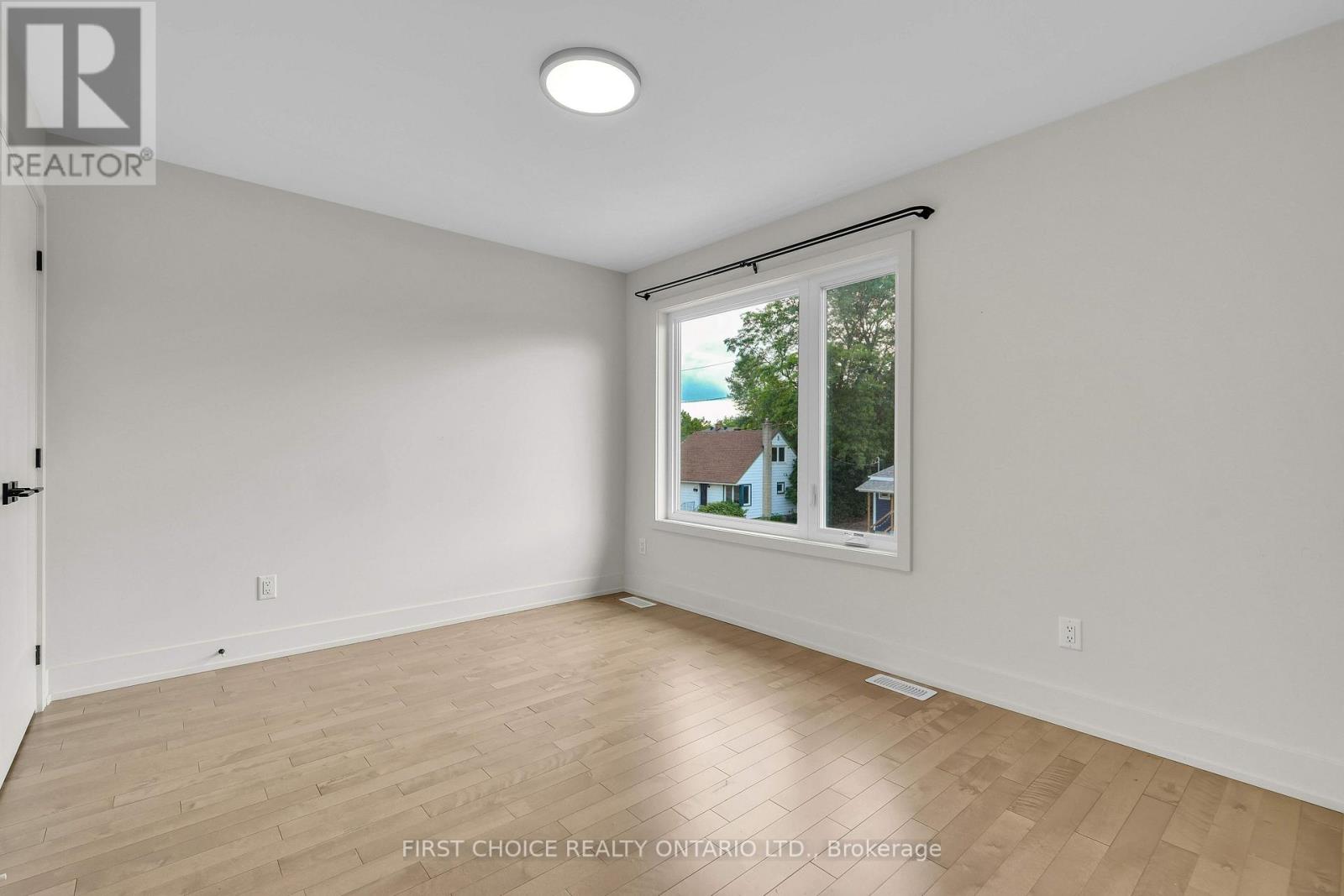 271 Queen Mary Street, Ottawa, Ontario K1K 1X1 - Photo 19 - X13680948