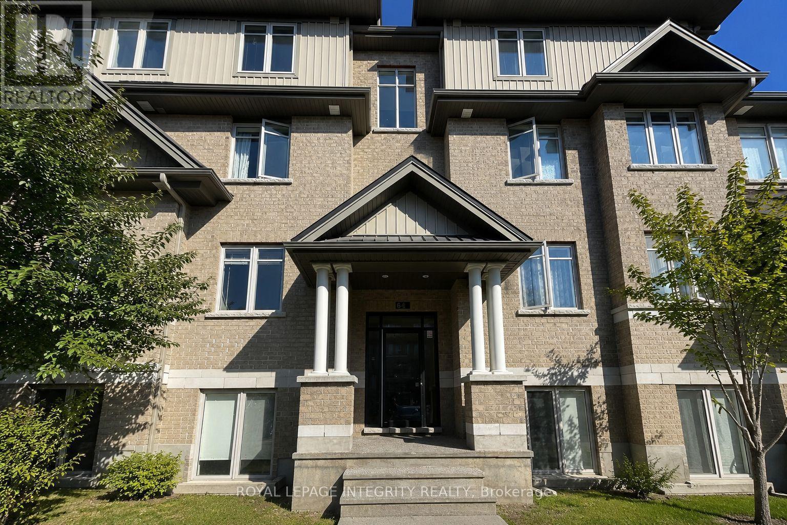D - 64 TIPPERARY PRIVATE, Ottawa, Ontario